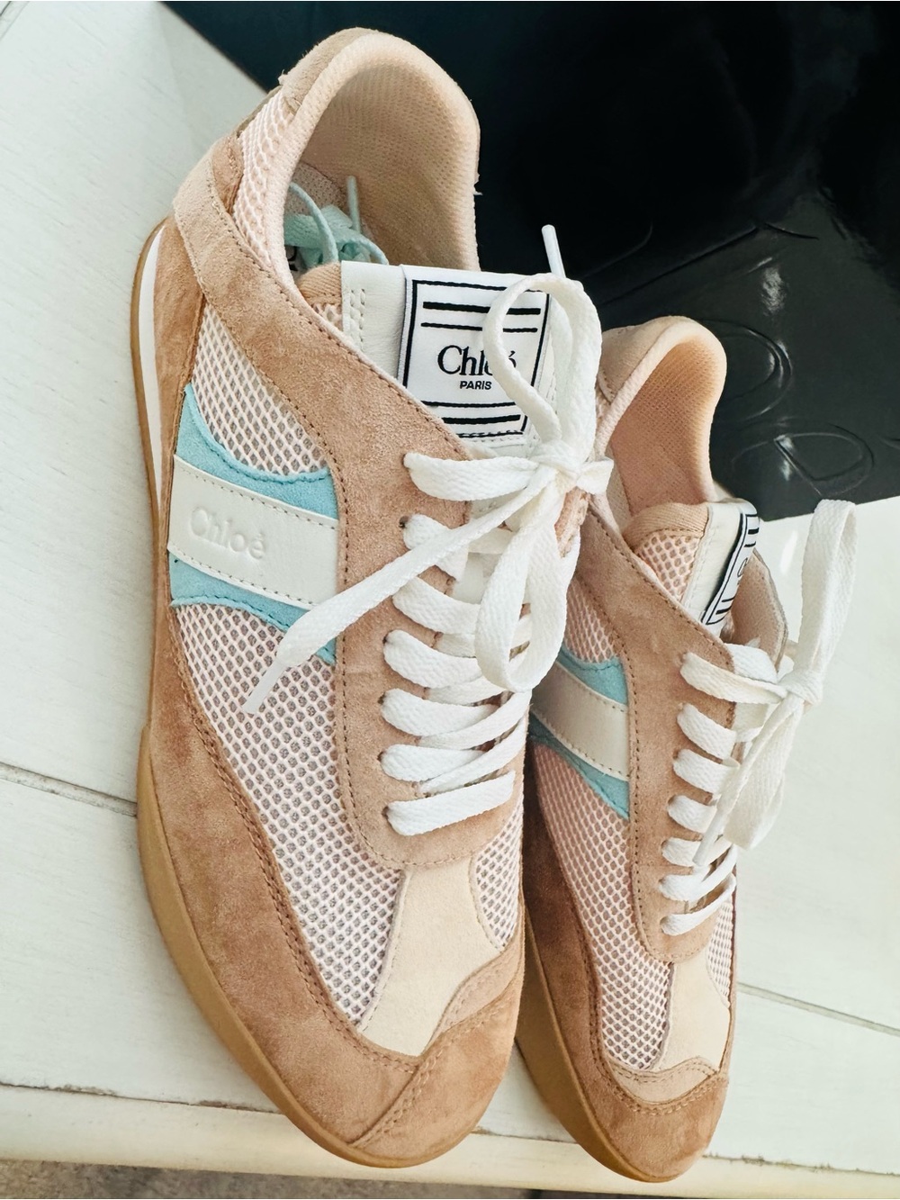 Like New! Chloe Kick Sneaker (size 39) - Picture 5 of 10